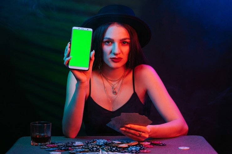 Antarmuka aplikasi mobile sultan33 menampilkan menu utama dengan akses ke slot, live casino, dan pasar olahraga
